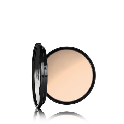 chanel vitalumiere aqua compact beige rose 22